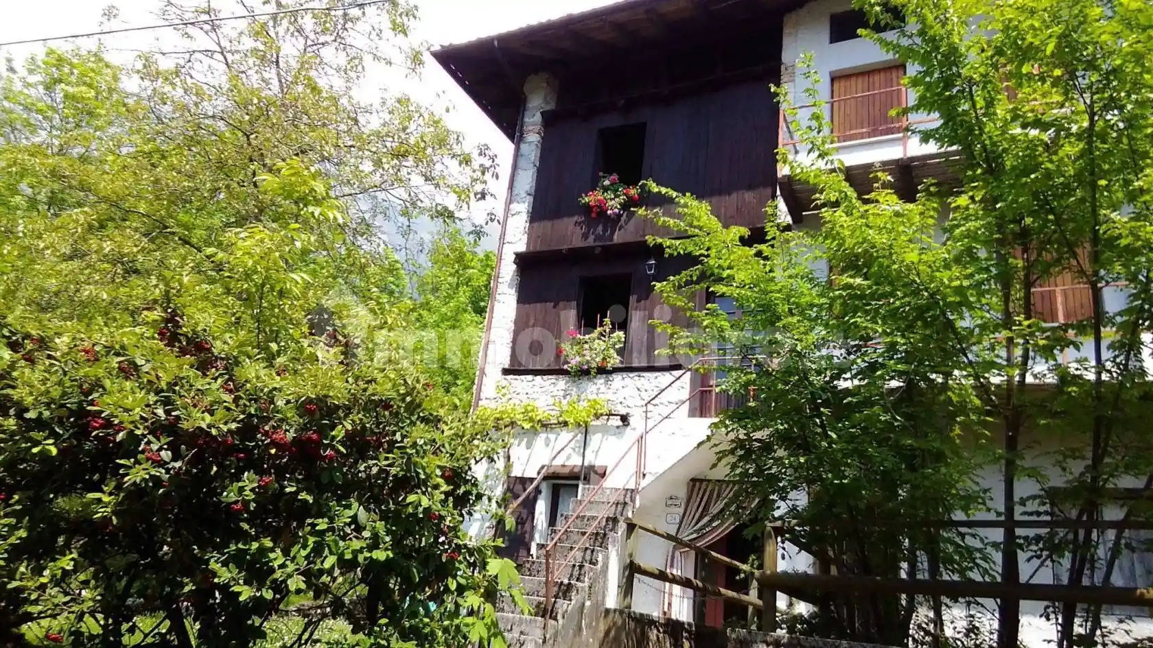 Rustico - Casale in vendita a Frisanco