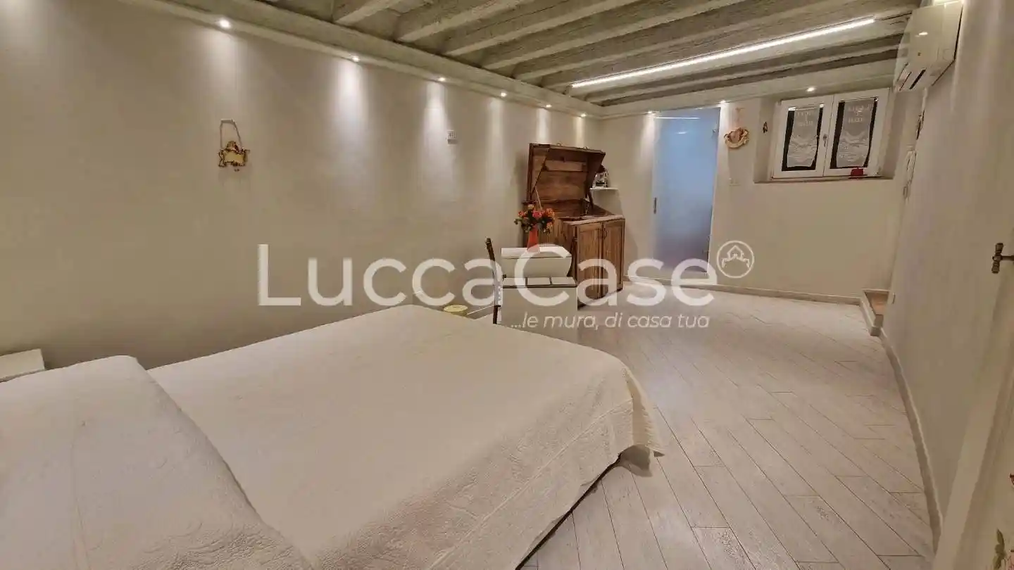 Appartamento in vendita a Lucca