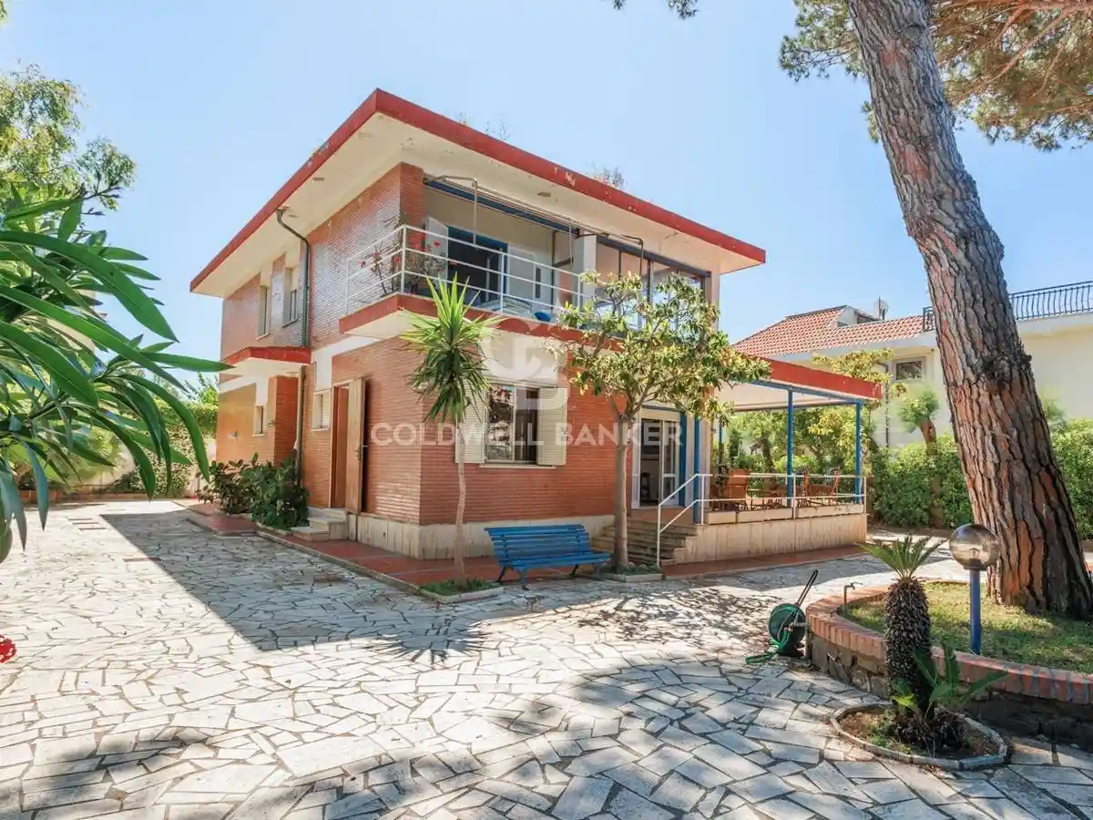 Villa in vendita a Santa Marinella