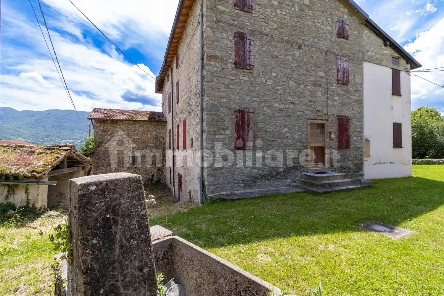 Rustico - Casale in vendita a Tizzano Val Parma