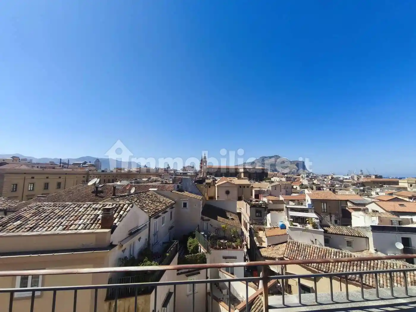 Appartamento in vendita a Palermo