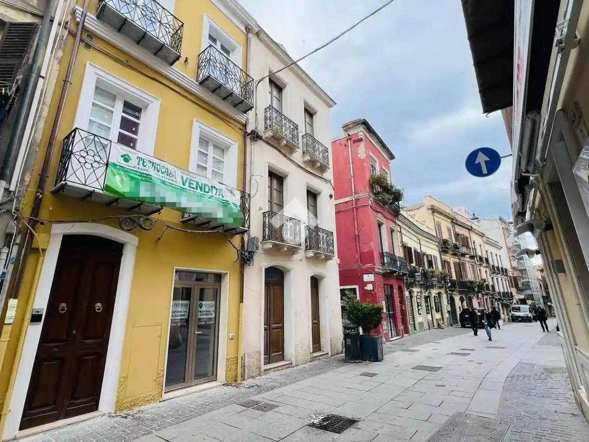 Appartamento in vendita a Cagliari