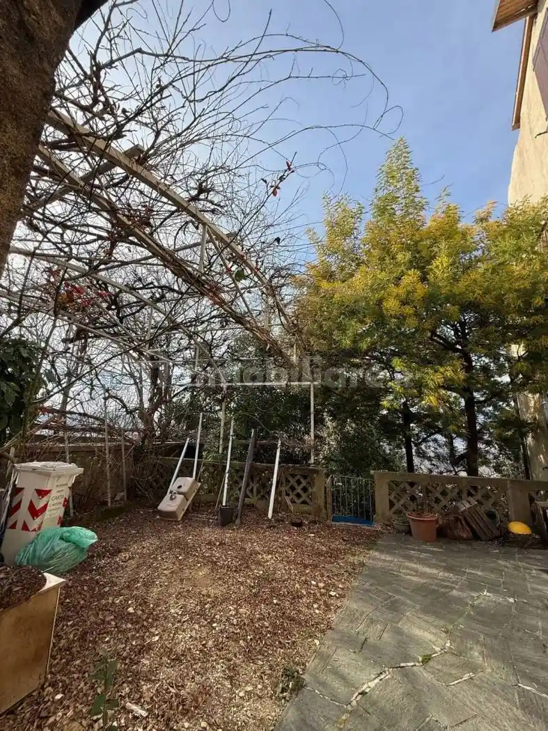 Villa in vendita a Varese