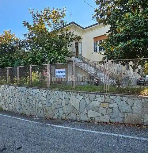 Villa in vendita a Ponzano Monferrato