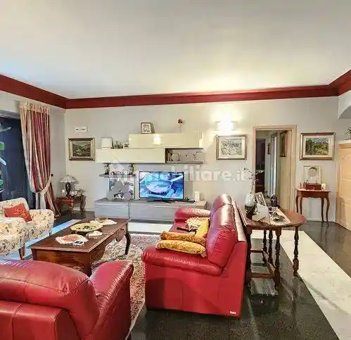 Villa in vendita a Casale Monferrato