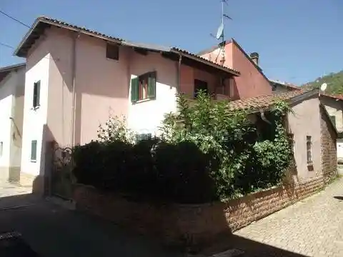 Villa in vendita a Vignole Borbera