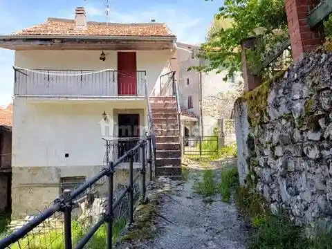 Villa in vendita a Carrega Ligure