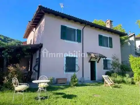 Villa in vendita a Borghetto di Borbera