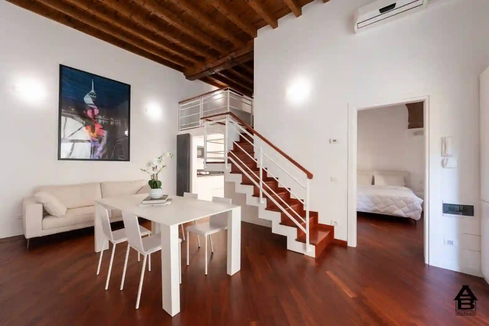 Loft - foto 2