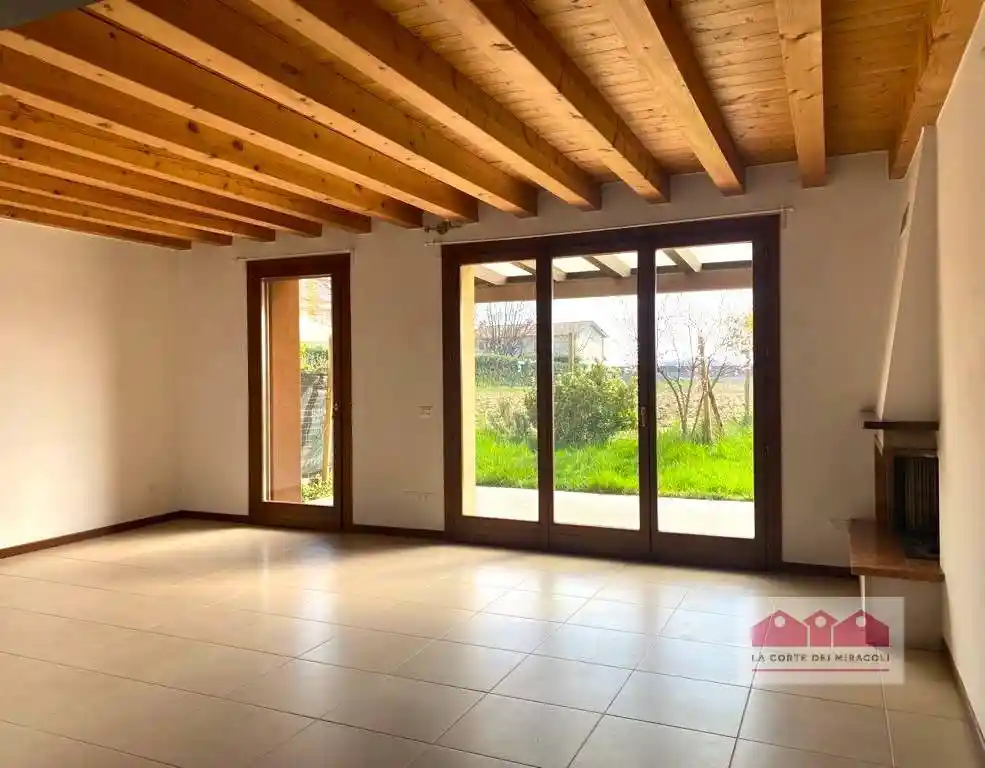 Villa in vendita a Costabissara