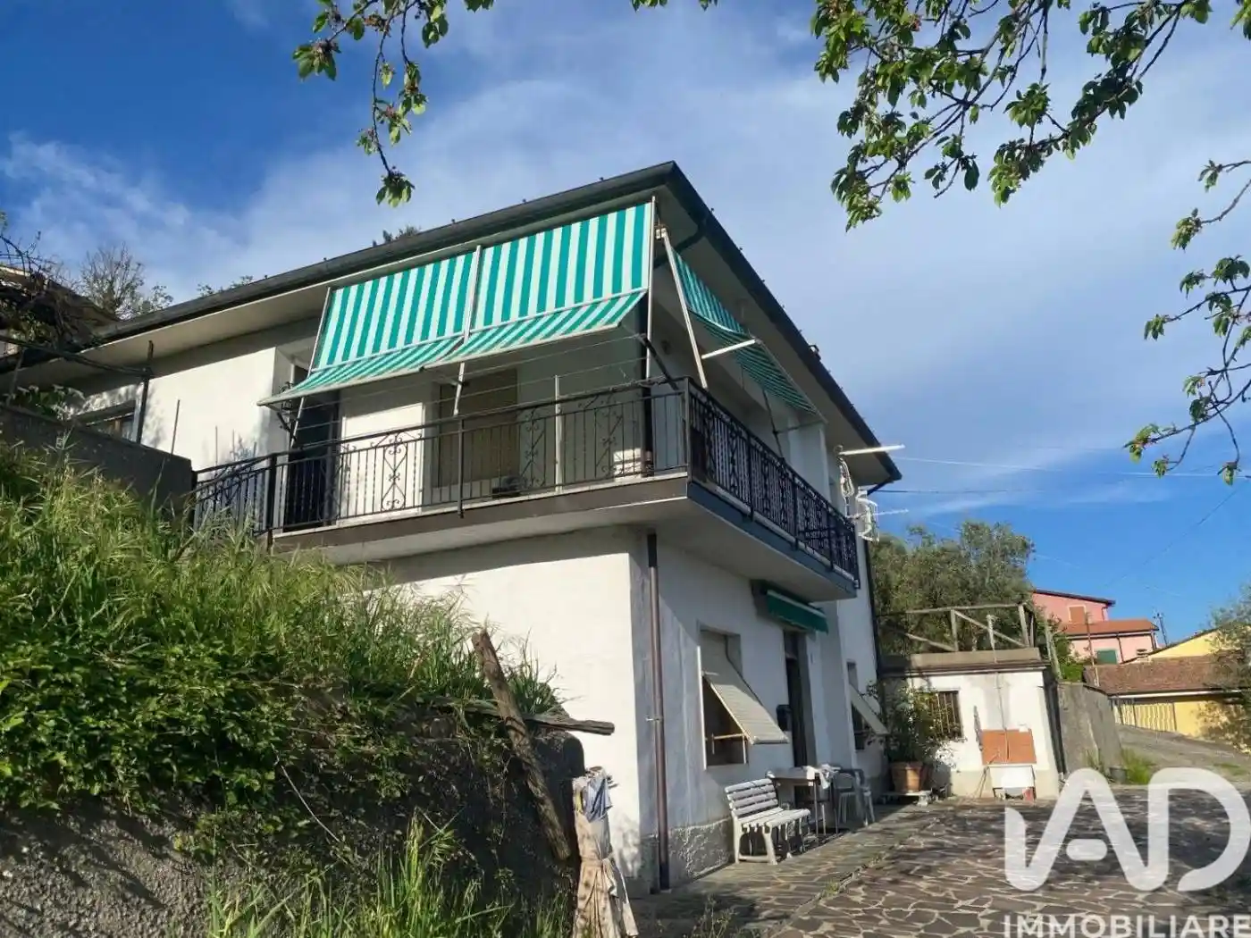 Villa in vendita a Sesta Godano