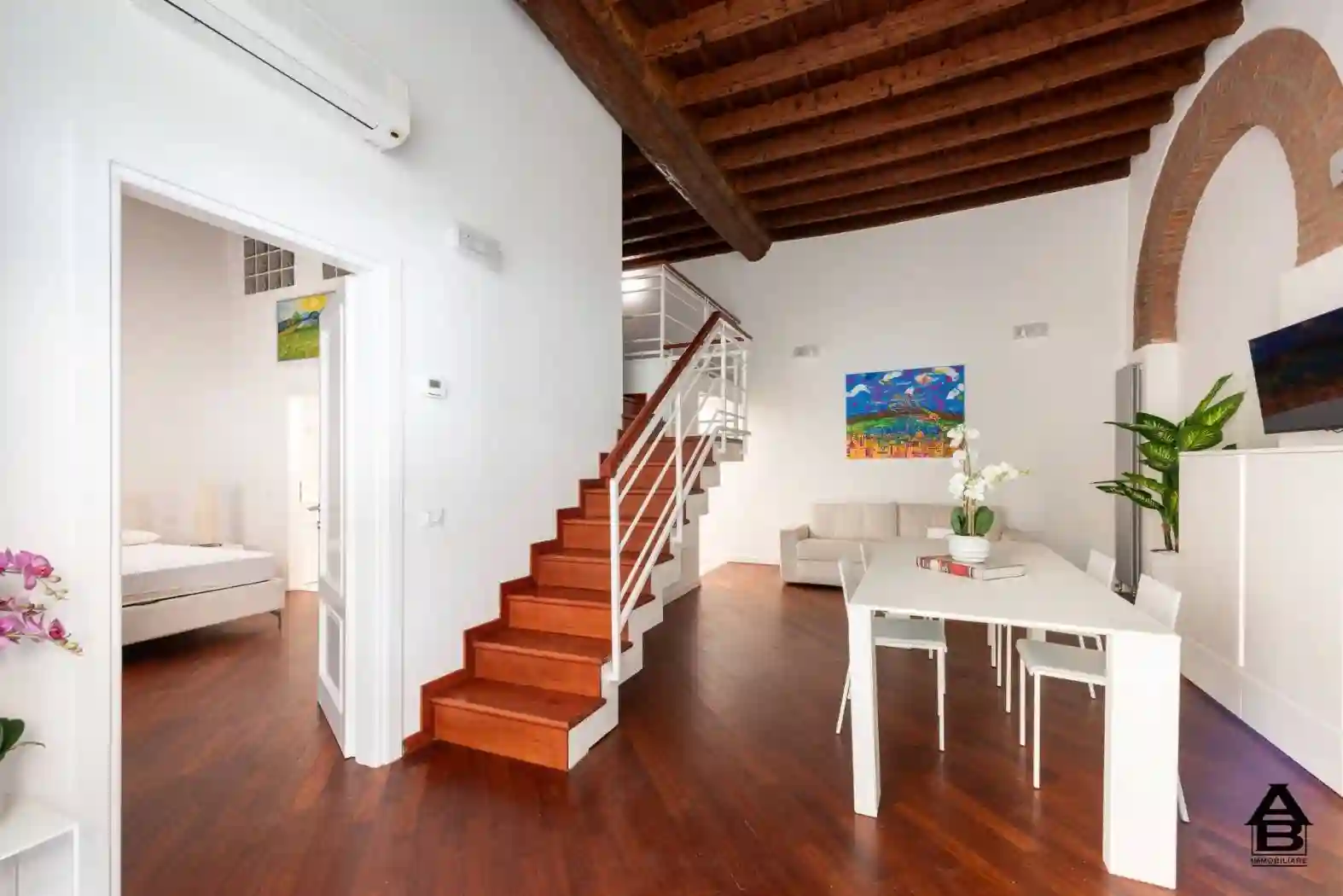 Loft - foto 2