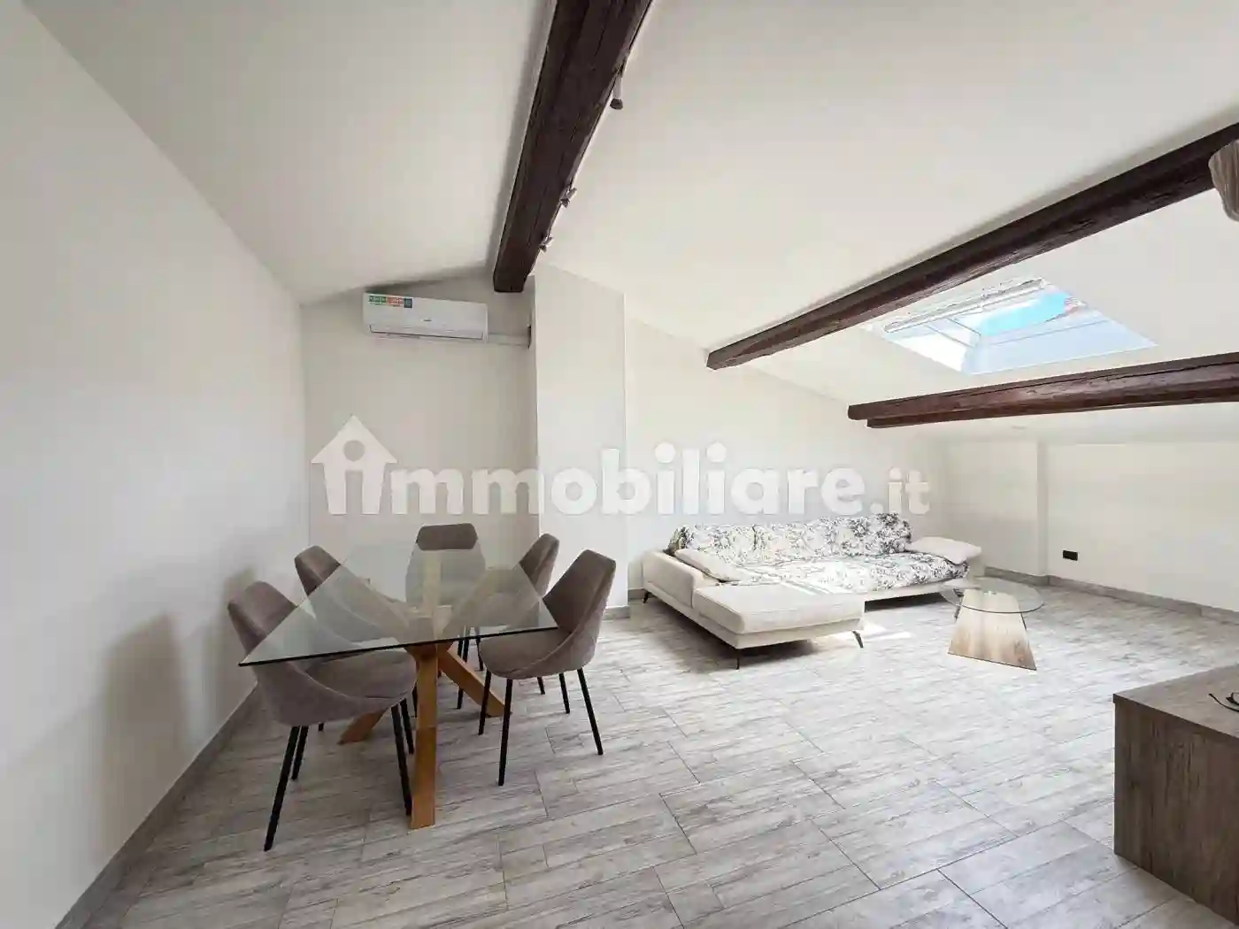 Loft - foto 5