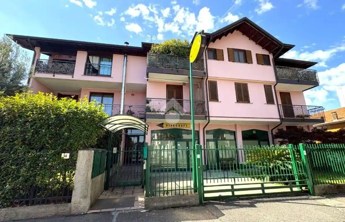 Appartamento in vendita a Senago
