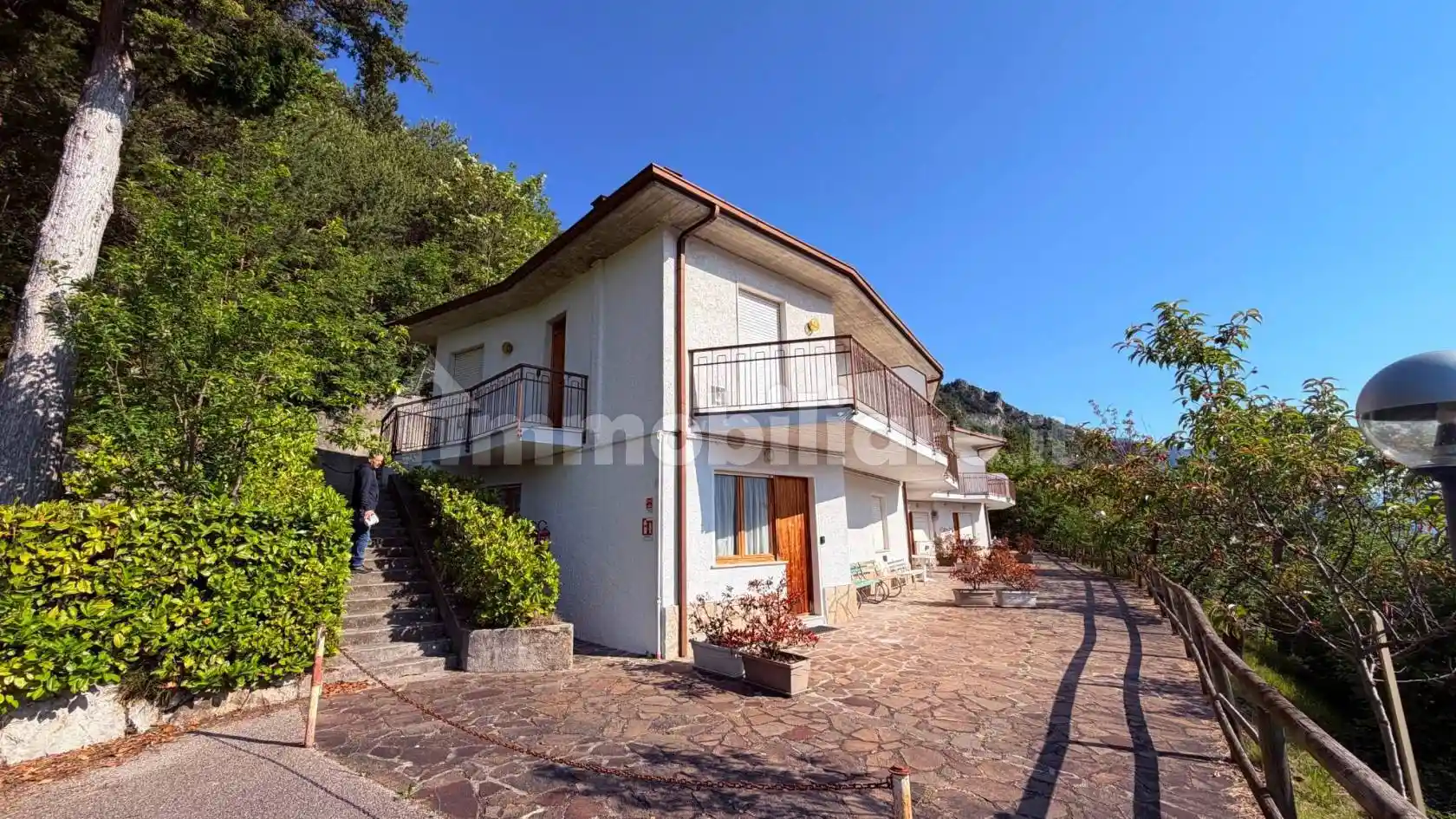 Villa in vendita a Tremosine sul Garda