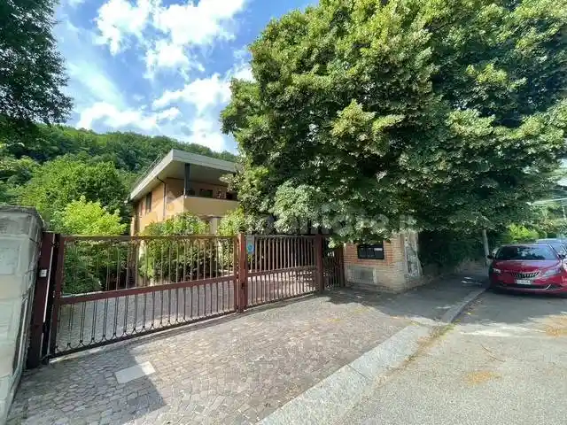 Appartamento in vendita a Bologna