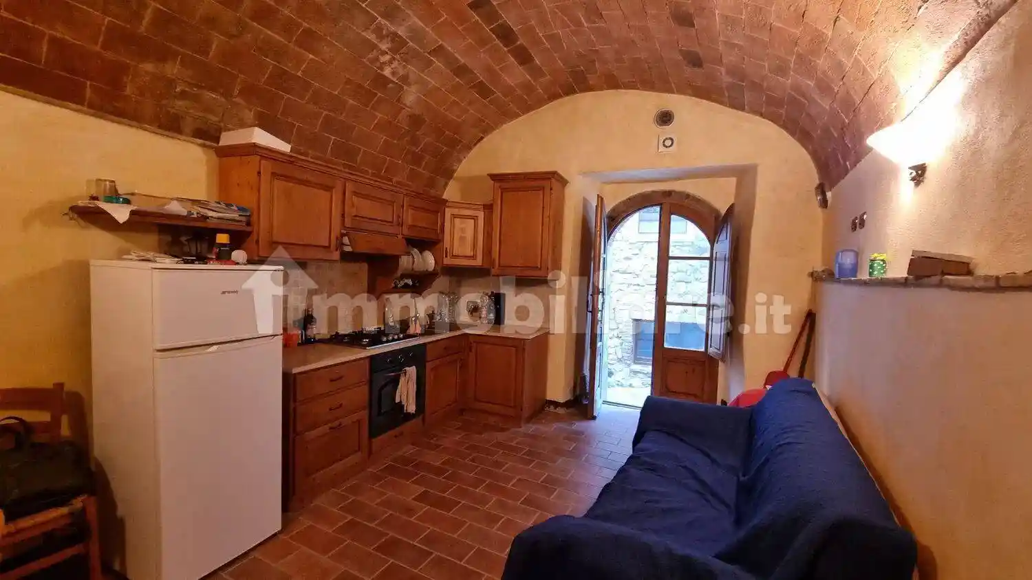 Appartamento in vendita a Lajatico