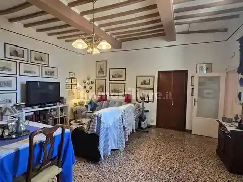 Appartamento in vendita a Volterra