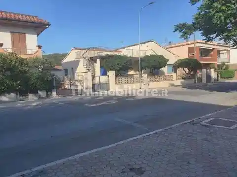 Appartamento in vendita a Montalto di Castro
