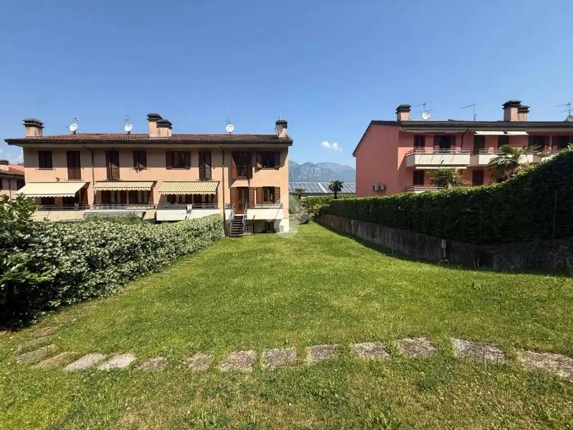 Villetta a schiera in vendita a Pisogne