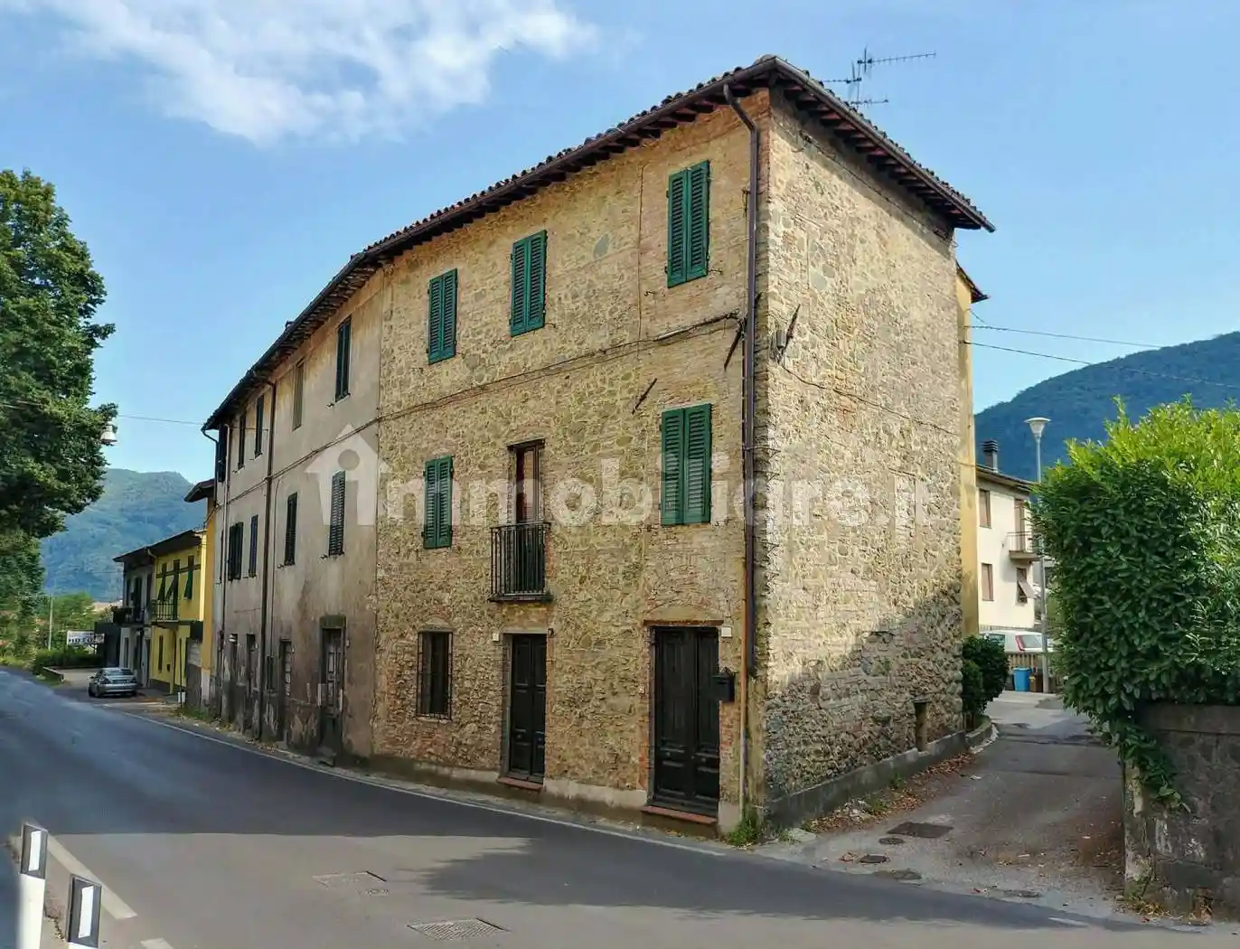 Casa indipendente in vendita a Barga