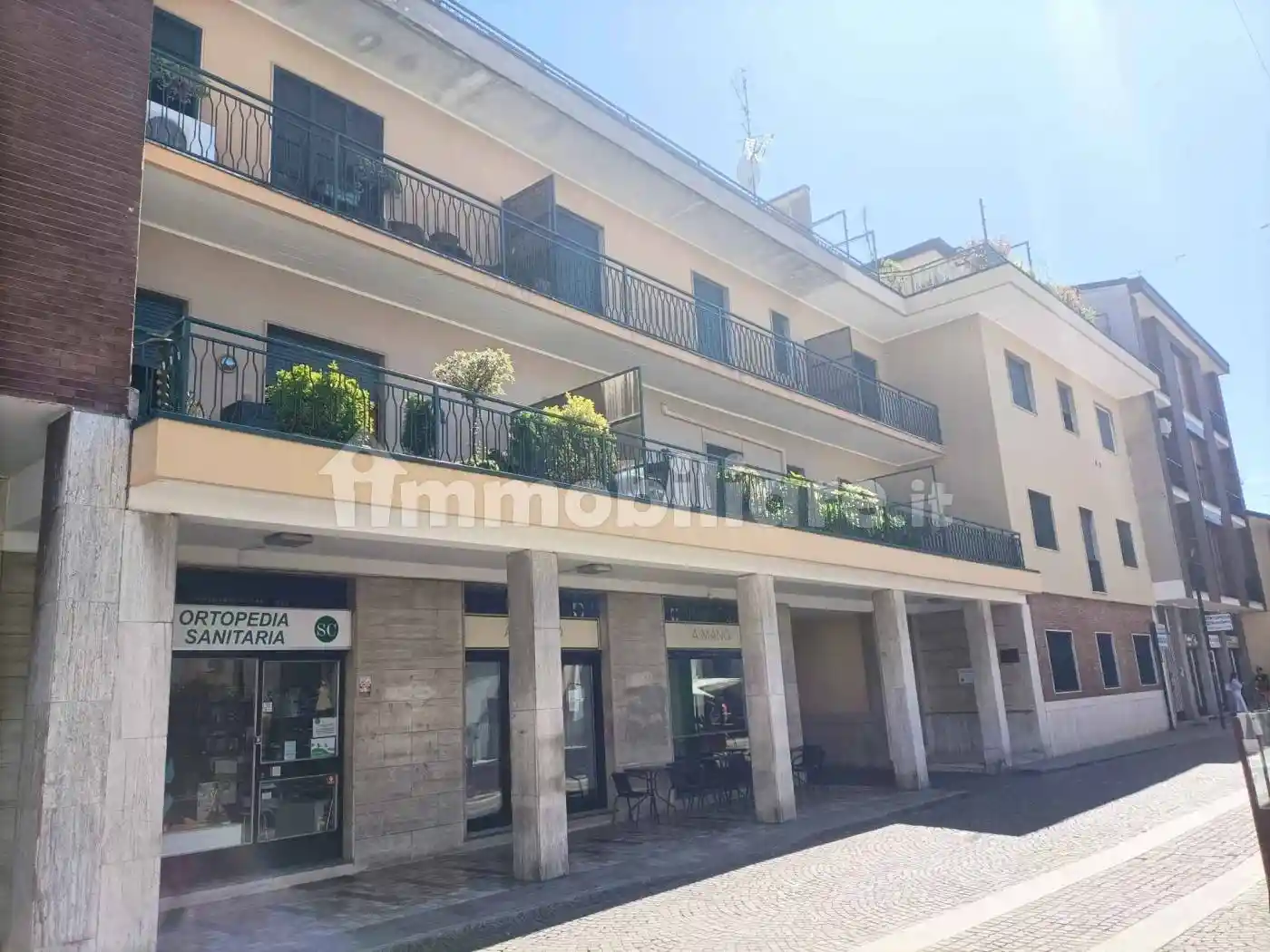 Appartamento in vendita a Cesano Boscone