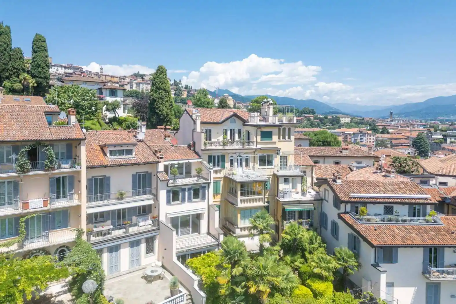 Casa indipendente in affitto a Bergamo