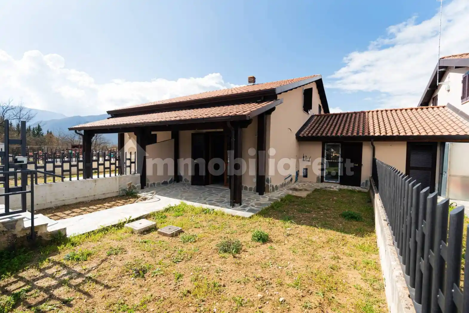 Villa in vendita a Vinchiaturo