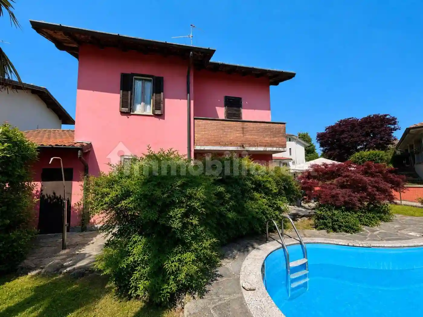 Villa - foto 2