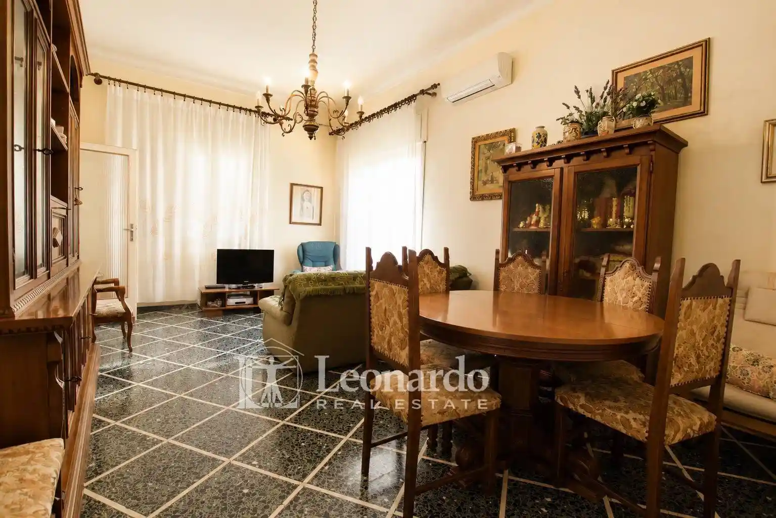 Appartamento in vendita a Viareggio