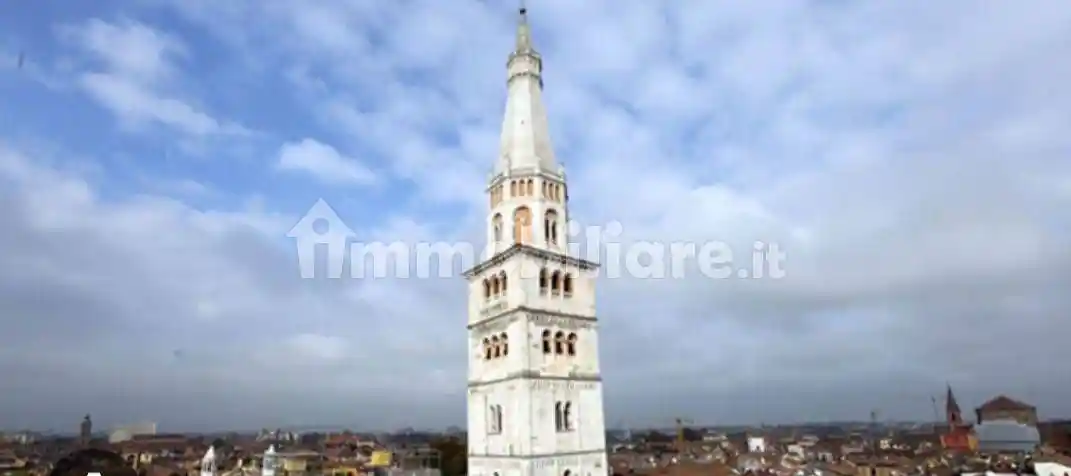 Appartamento in vendita a Modena