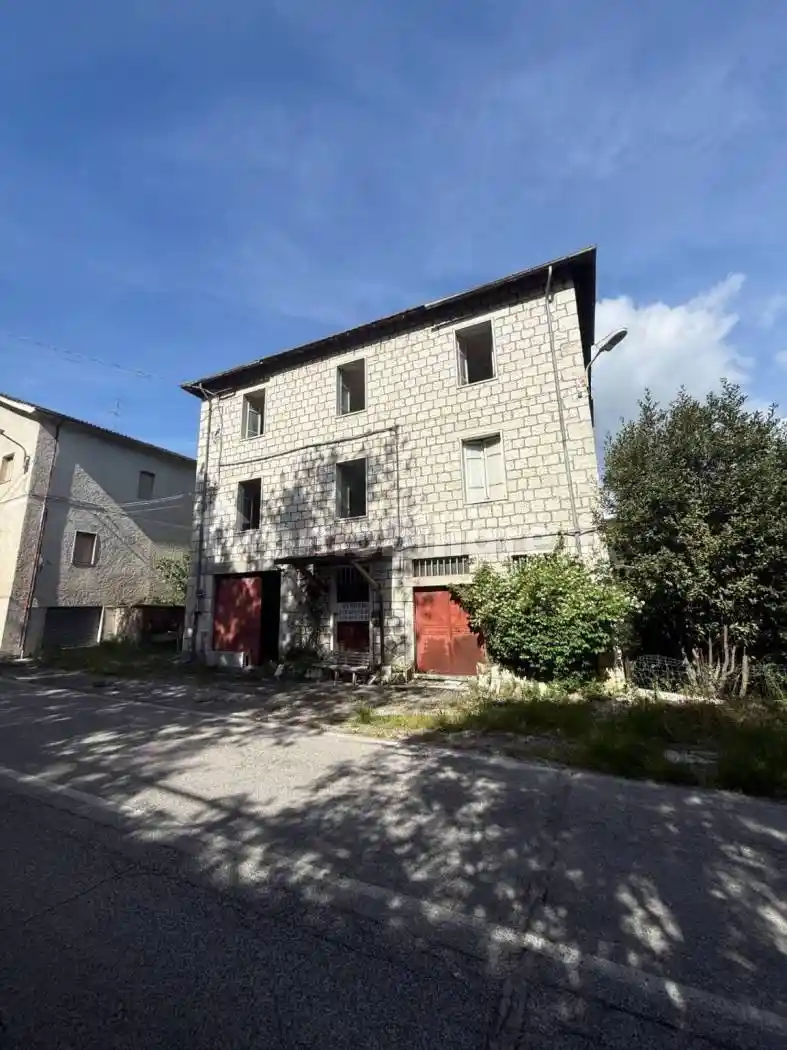 Casa indipendente in vendita a Acquasanta Terme