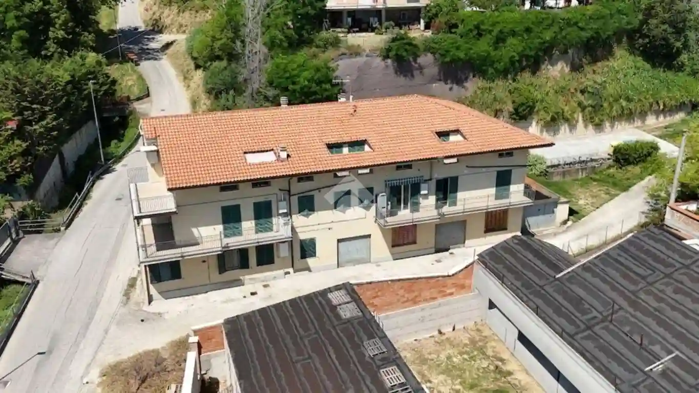 Palazzo - Edificio - foto 2