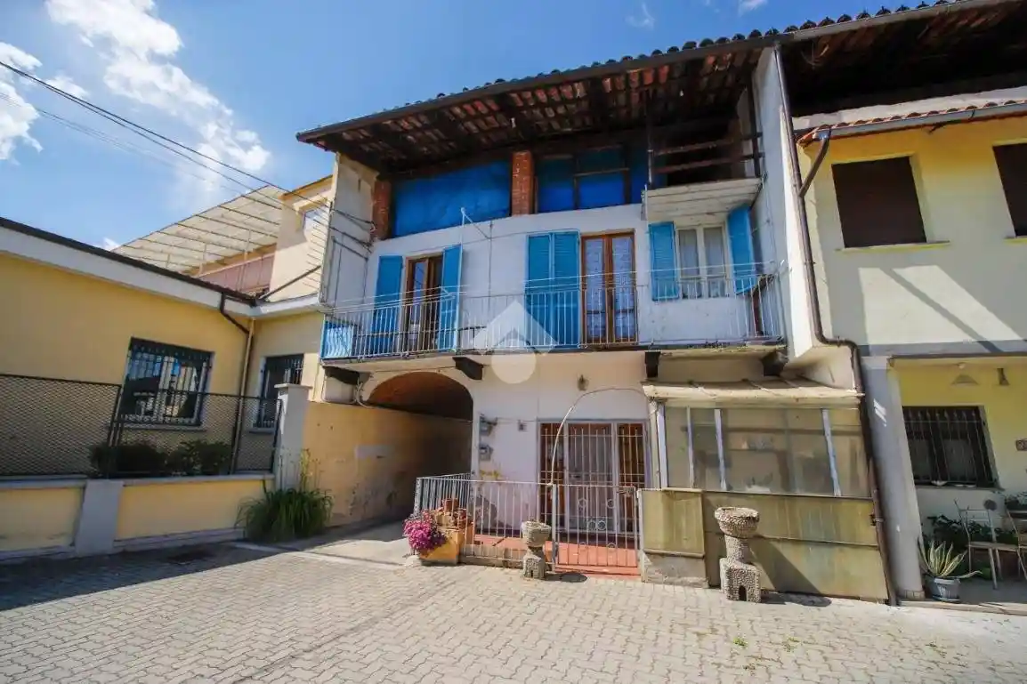 Casa indipendente in vendita a Rivarolo Canavese