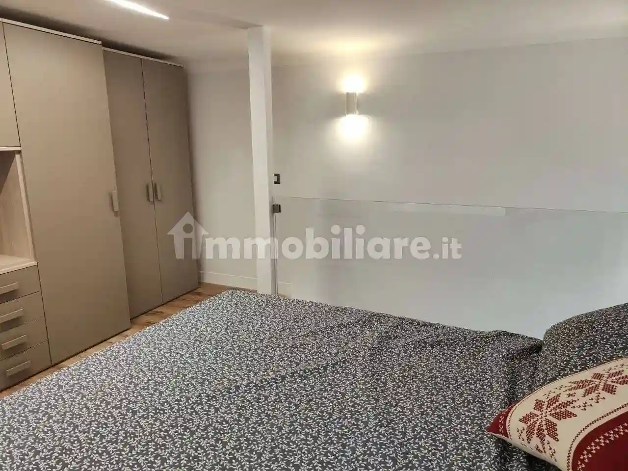 Loft - foto 4