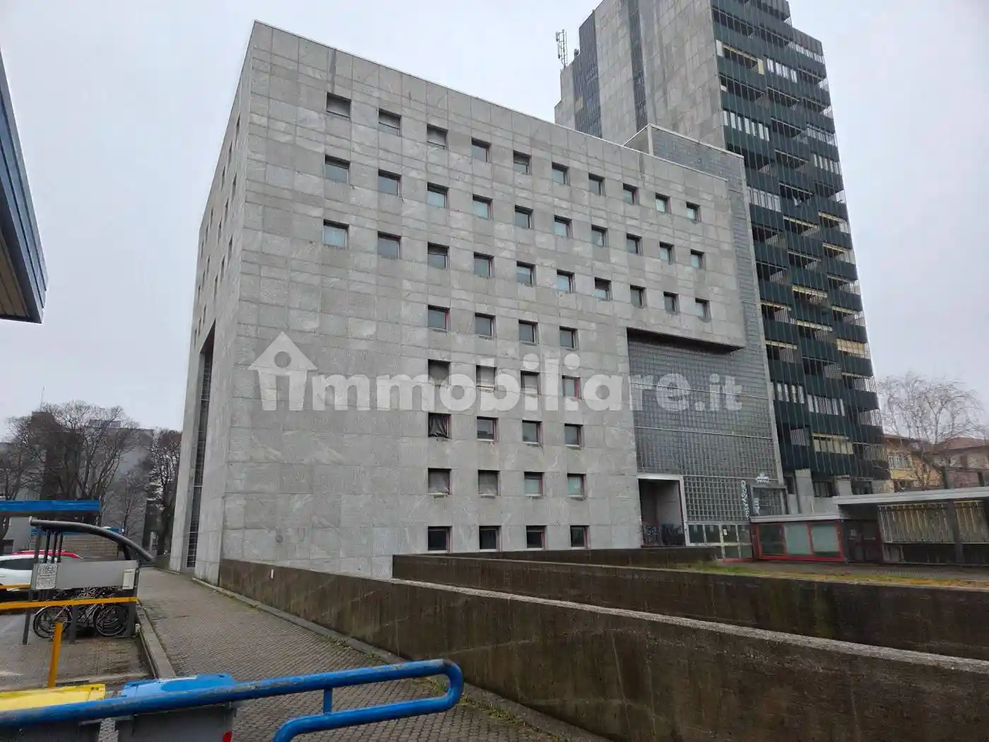 Palazzo - Edificio in vendita a Udine