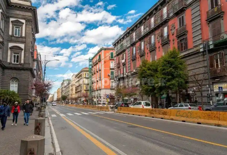 Appartamento in affitto a Napoli