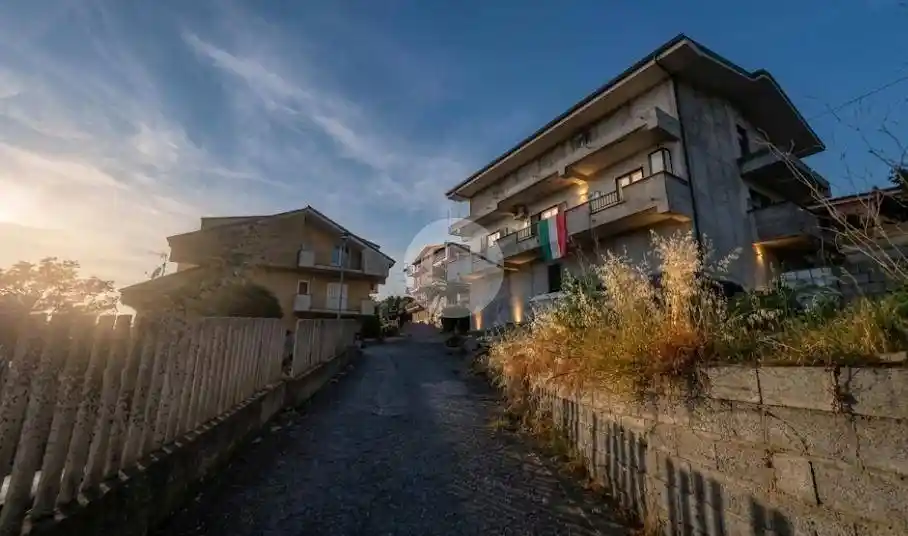 Casa indipendente in vendita a Paola