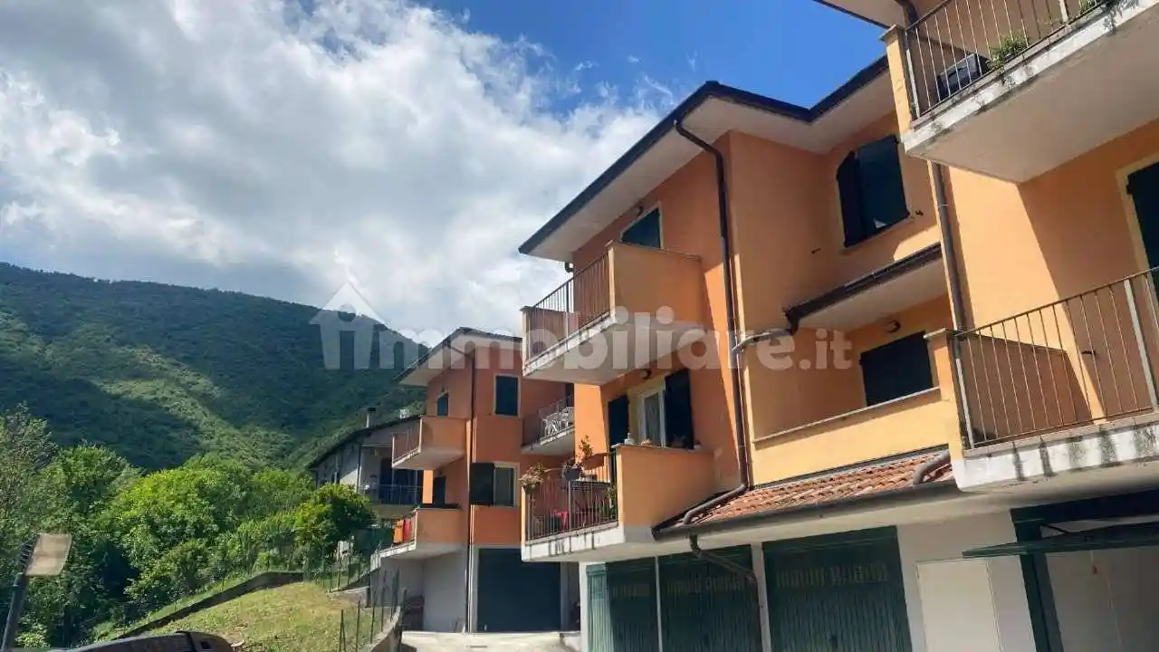 Appartamento in vendita a Vallio Terme