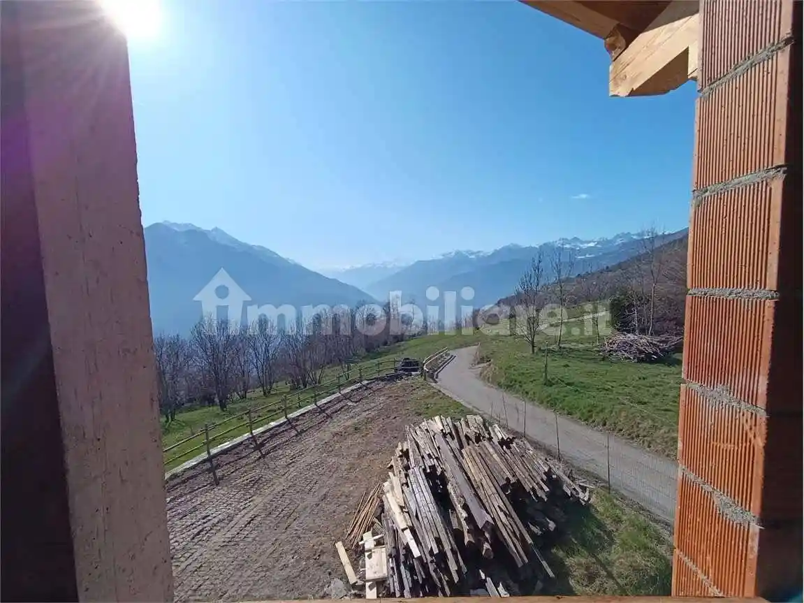 Casa indipendente in vendita a Emarèse