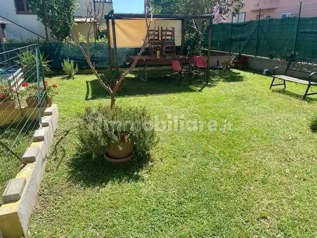 Casa indipendente in vendita a Cascina