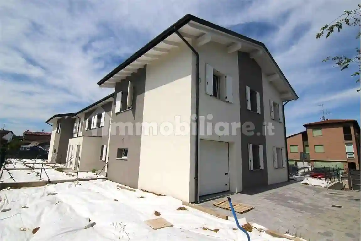 Villetta a schiera - foto 2