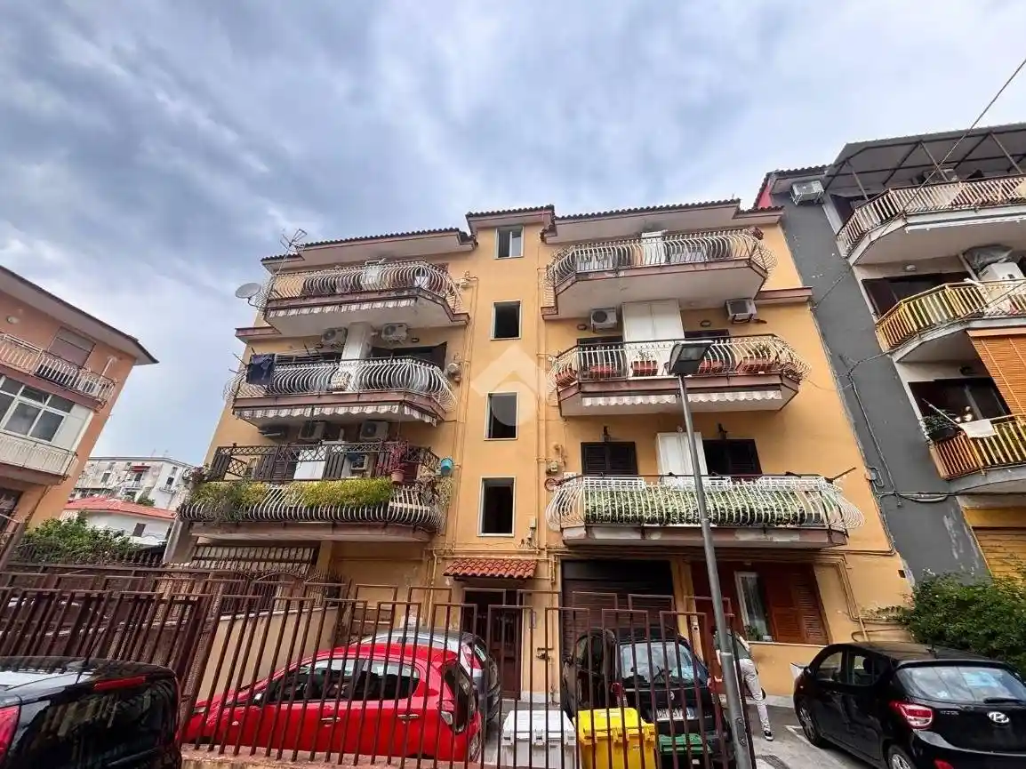 Appartamento in vendita a Napoli