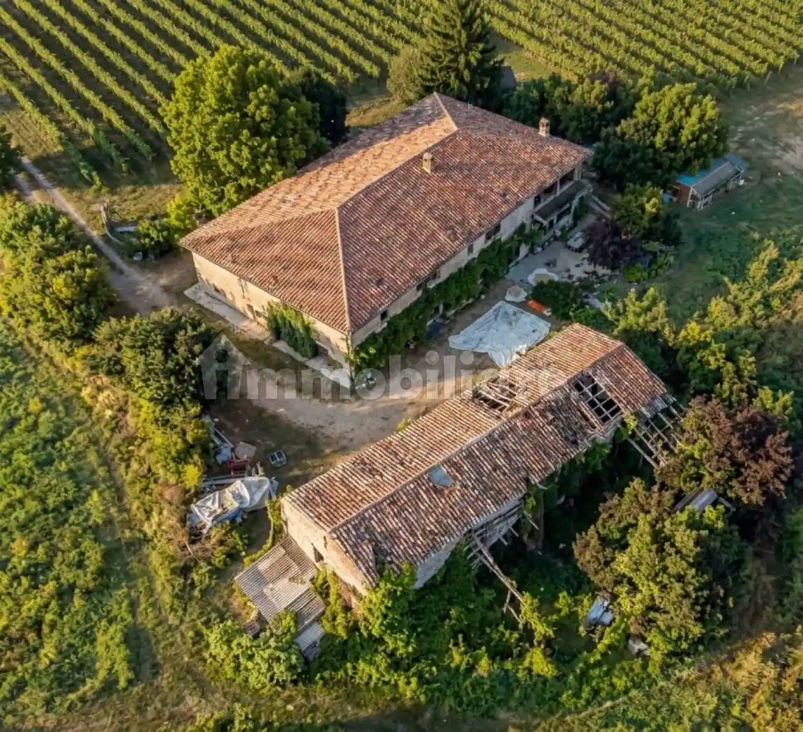 Rustico - Casale in vendita a Lonato del Garda