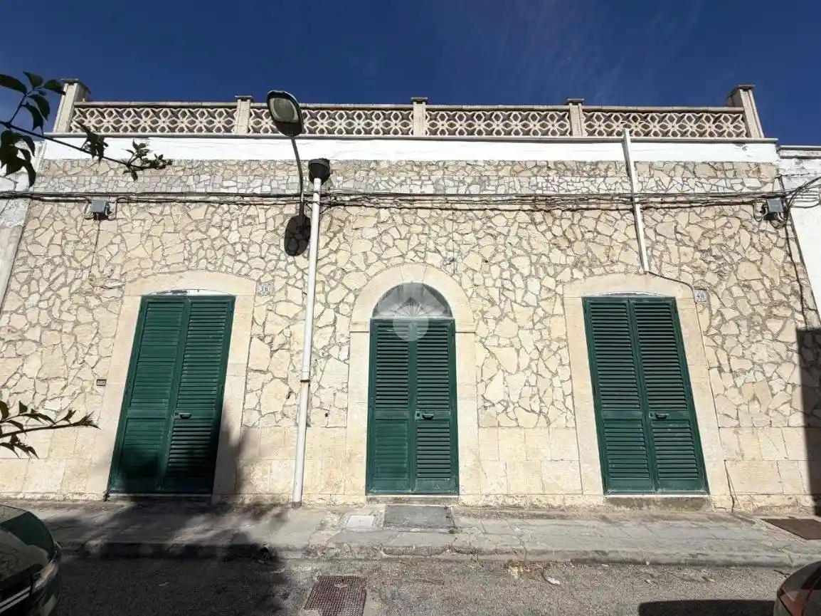 Casa indipendente in vendita a Bari