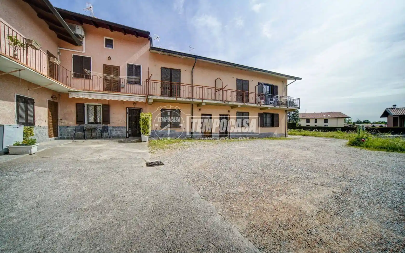 Appartamento in vendita a Carnago