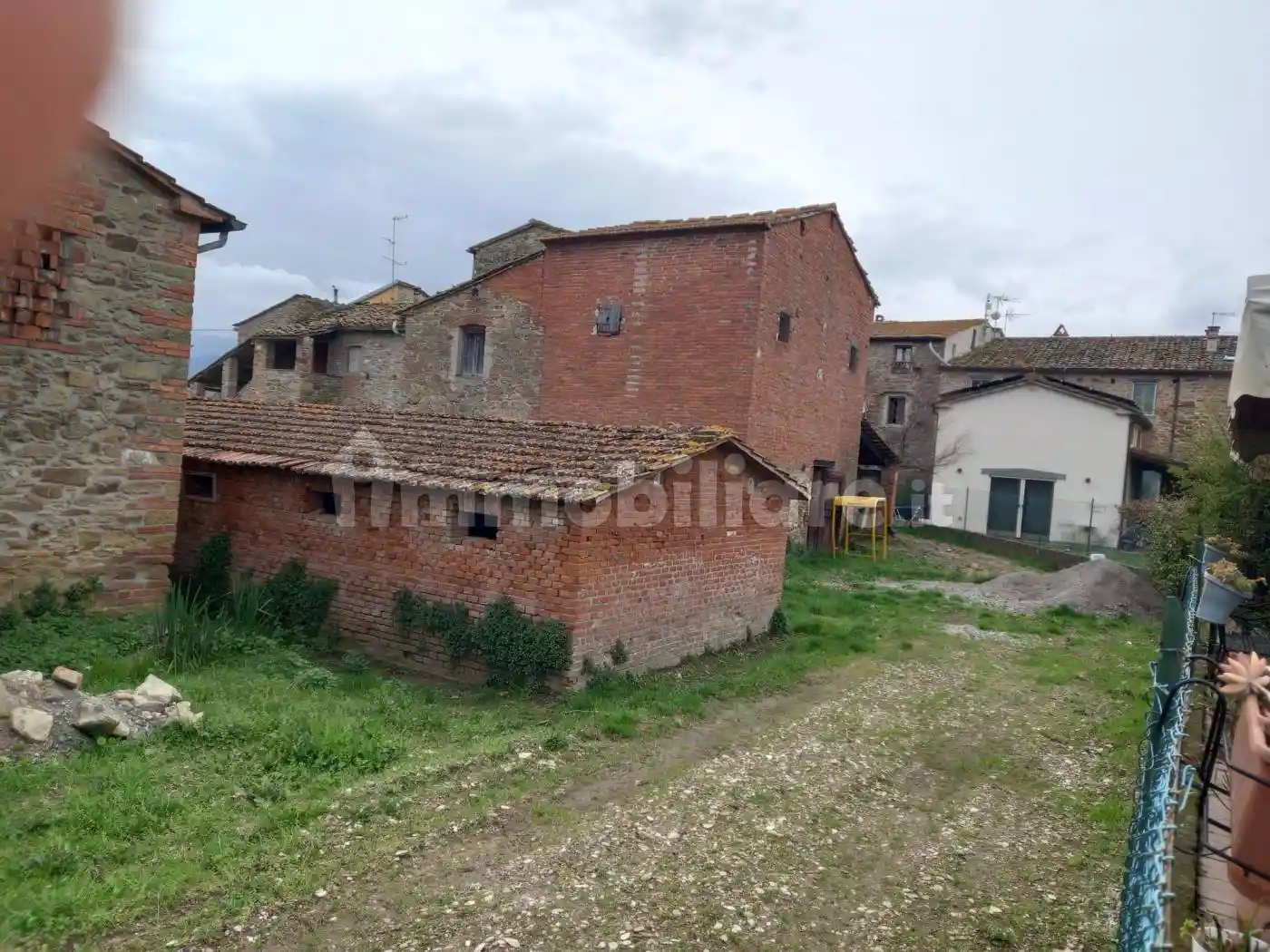 Rustico - Casale in vendita a Arezzo