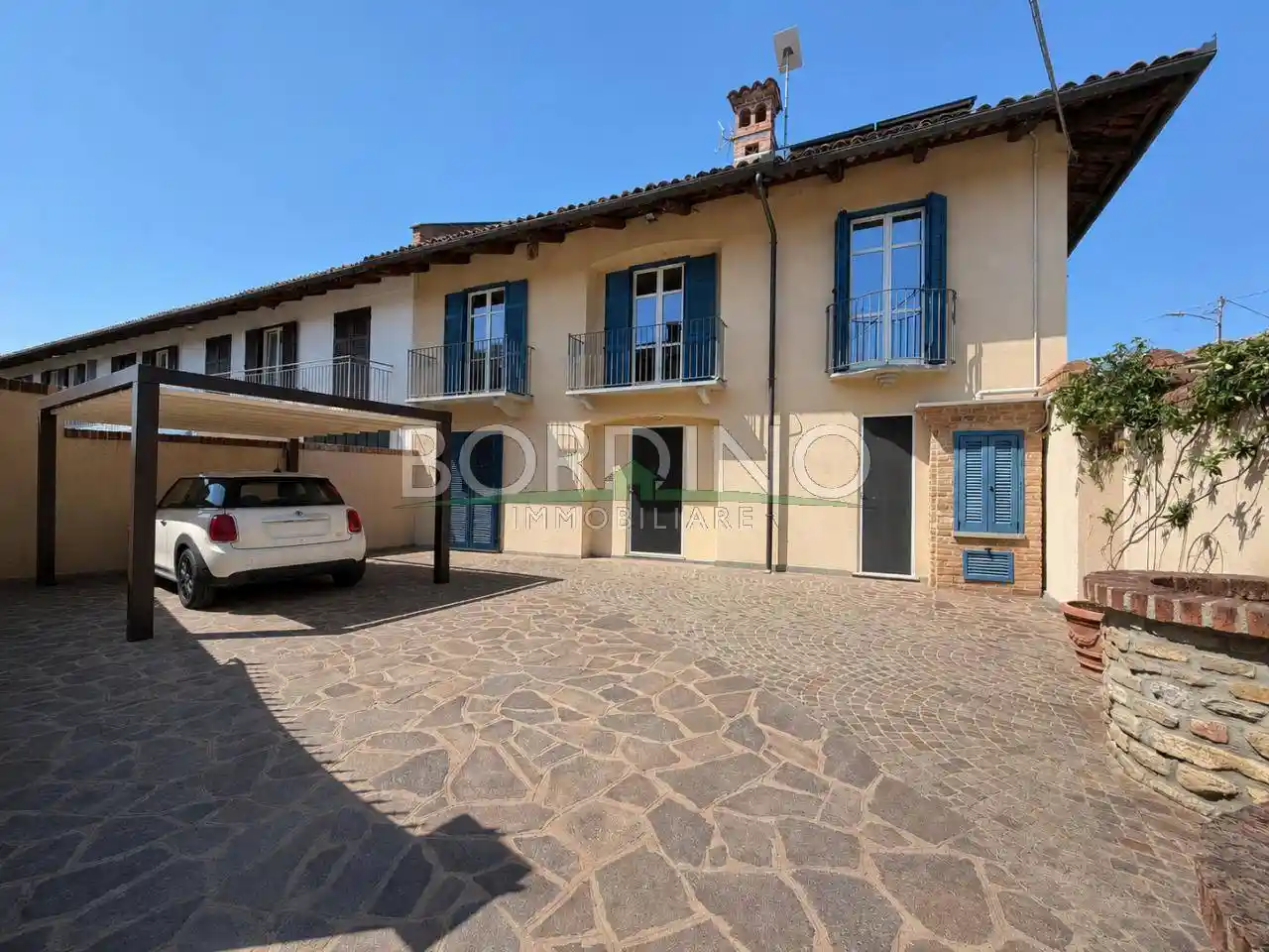 Villa in vendita a Govone