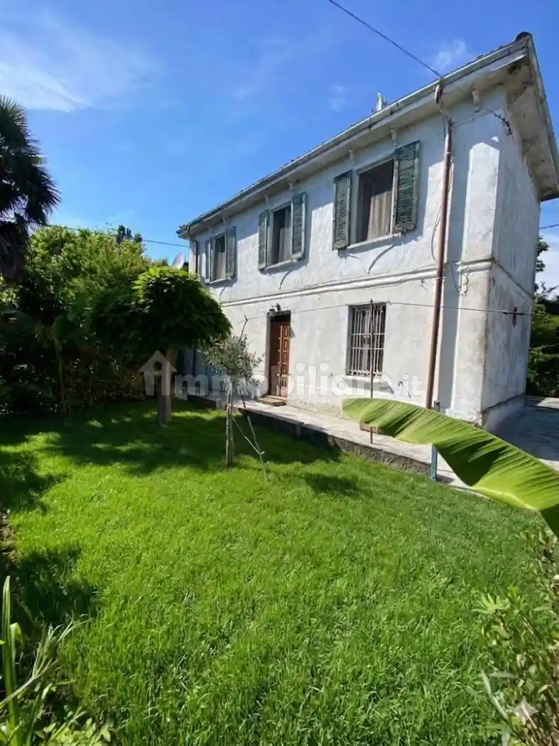 Villa in vendita a Arena Po