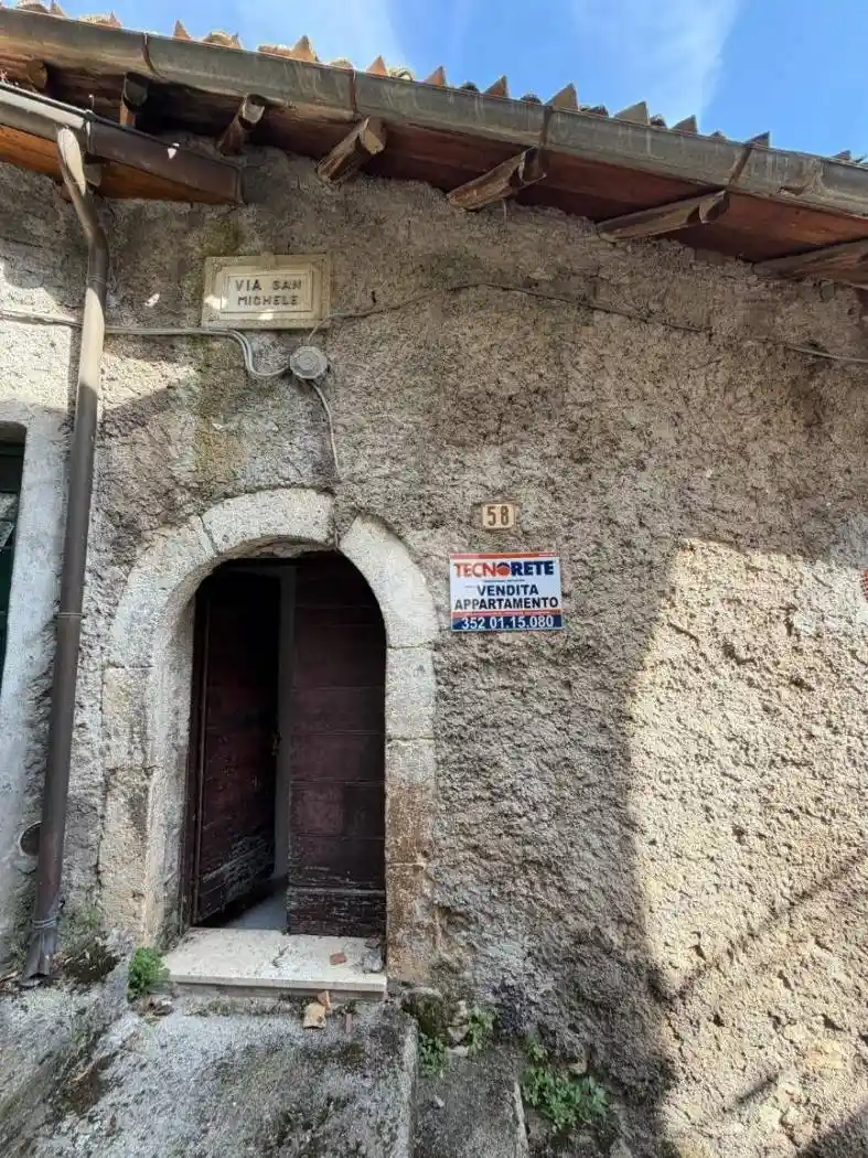 Appartamento in vendita a Serrone